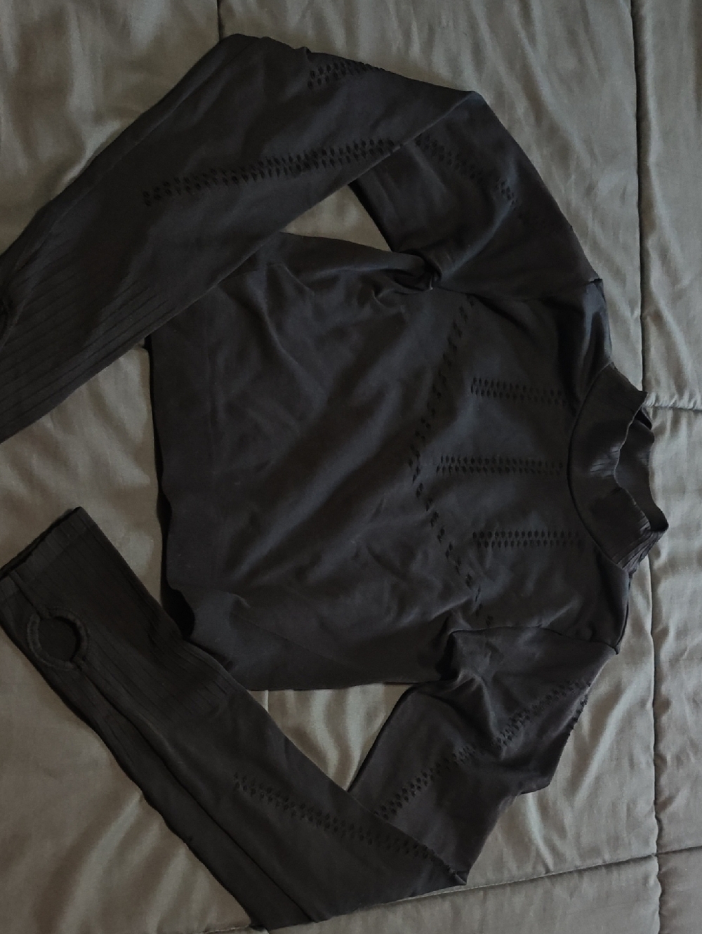 Women’s Black Long Sleeve Performance Tee